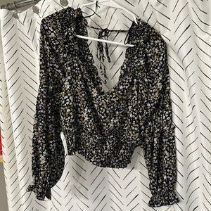 Milk & Honey long sleeve crop blouse